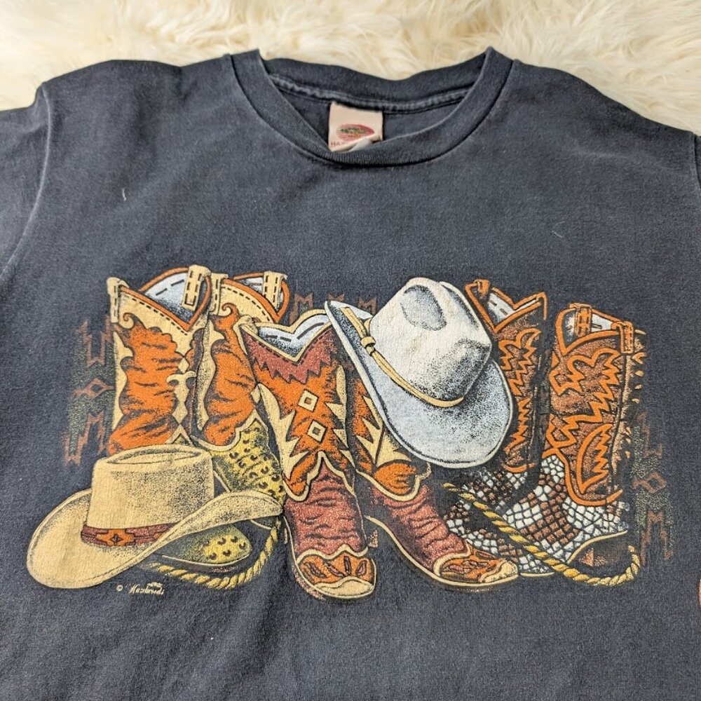 Vtg Western Cowboy Boots And Hat Wrap Around Print T Single Stitch T Shirt Sz - Picture 2 of 9